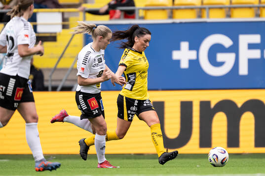 Örebro SKs Selma Rajakangas och Elfsborgs Izabella