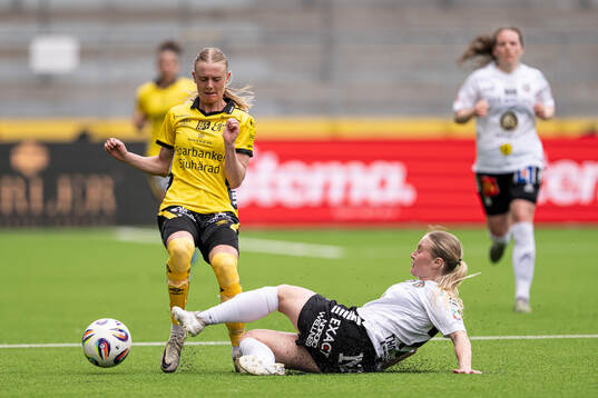 Elfsborgs Hanna Jiozon och Örebro SKs Nellie Törngren