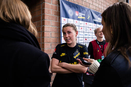 AIKs Adelisa Grabus intervjuas