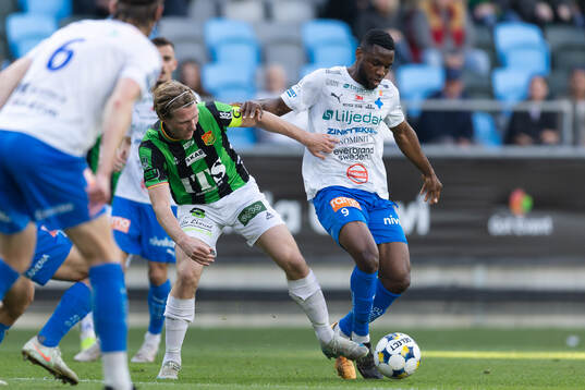 GAIS August Wängberg och Värnamos Johnbosco Samuel Kalu