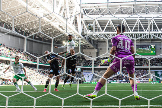 Hammarbys Hampus Skoglund och Abdelrahman Boudah Saidi mot