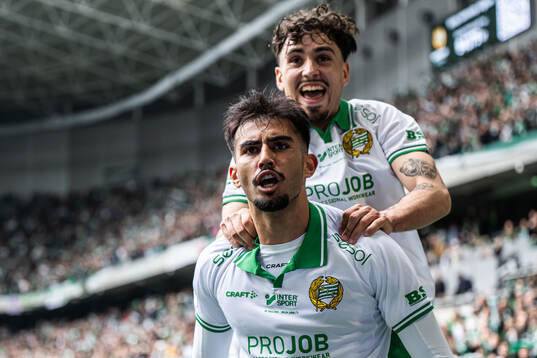 Hammarbys Montader Madjed jublar med Sebastian Tounekti