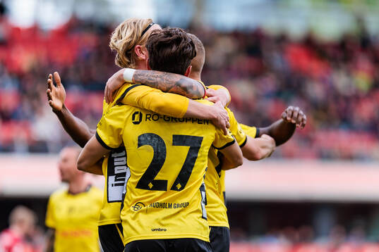 Elfsborgs spelare jublar efter mål 0-1