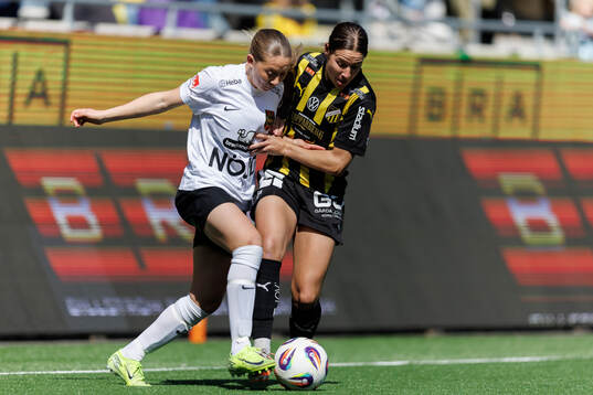 Brommapojkarnas Paula Broddner Klingspor och Häckens Tabby