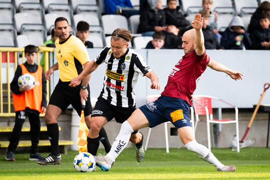 Landskronas Vincent Sundberg och Örgrytes Amel Mujanic