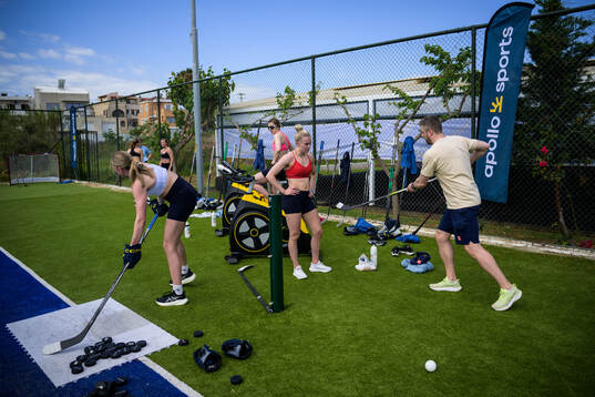 Ice hockey athlete Wilma Sundin and head coach Ulf Lundberg