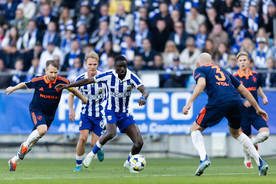 Djurgårdens Jacob Une och IFK Göteborgs Imam Jagne