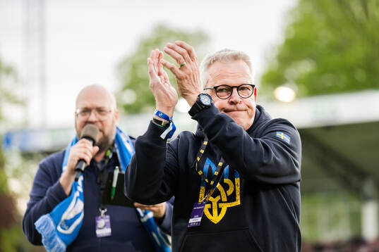Janne Andersson intervjuas i halvtid