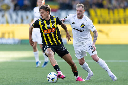 Häckens Silas Andersen och AIKs John Guidetti