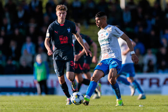 Malmö FFs Hugo Bolin och Värnamos Luke Le Roux