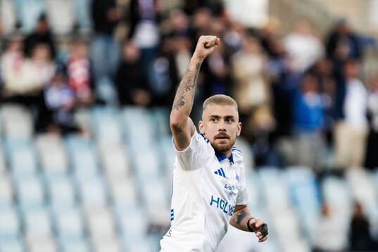 IFK Norrköpings Tim Prica jublar efter 1-1 målet
