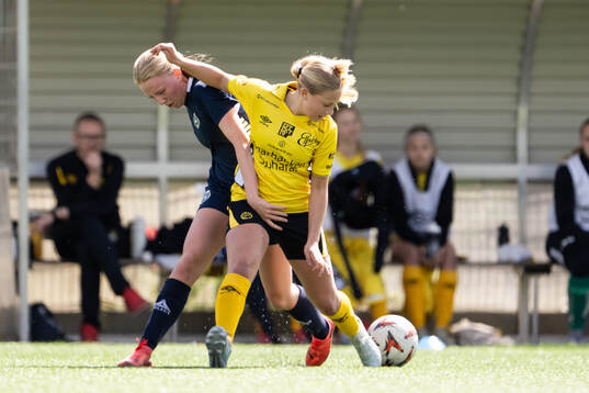 Bla gjennom flere bilder av Fotboll, F17 Division 1, Elfsborg - Utsikten