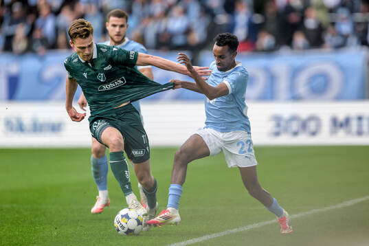 Halmstads Villiam Granath och Malmö FFs Taha Ali