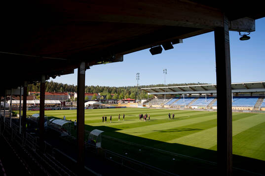 Bla gjennom flere bilder av Fotboll, Allsvenskan, Degerfors - IFK Göteborg