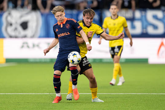 Djurgårdens Matias Siltanen och Elfsborgs Frode Aronsson