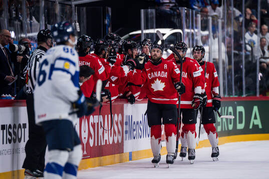Ryan O'Reilly of Canada celebrates after 1-0