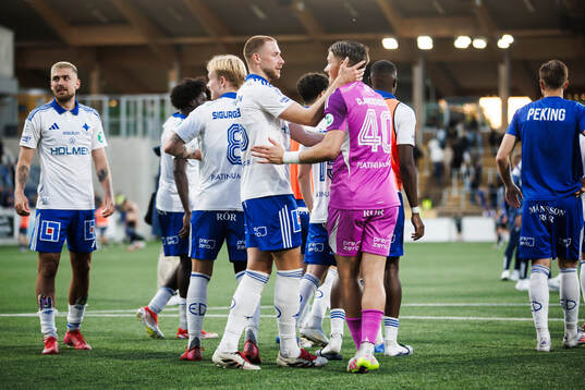 IFK Norrköpings Kevin Höög Jansson och målvakt David Andersson jublar