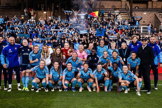 Bla gjennom flere bilder av Fotboll, Damallsvenskan, Djurgården - AIK