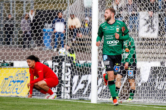 Varbergs Oliver Alfonsi jublar efter 3-0