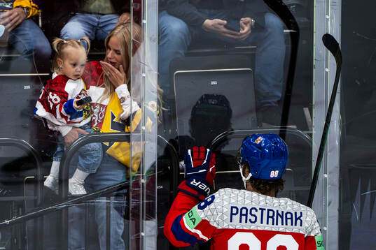 David Pastrnak of Czech Republic recognize his wife Rebecca Rohlsson and child Freya Ivy Pastrnak  ahead of the 2025 IIHF Ice Hockey World Championship quarterfinal game between Sweden and Czech Republic on May 22, 2025 in Stockholm. 