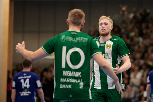 Hammarbys Richard Lindström jublar