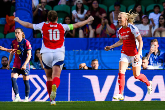 Stina Blackstenius of Arsenal celebrates after scoring the 1-0 goal