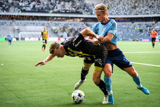Häckens Marius Lode och Djurgårdens Tobias Gulliksen