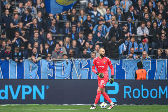 Djurgårdens målvakt Filip Manojlovic