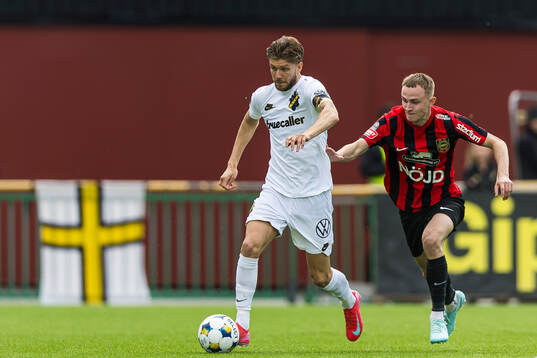 AIKs Anton Salétros och Brommapojkarnas Victor Lind