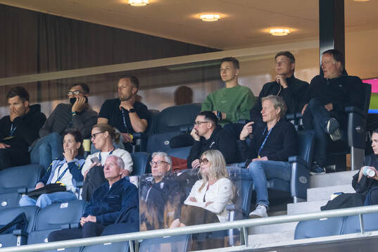 Assistant coach Sebastian Larsson, goalkeeper coach Maths