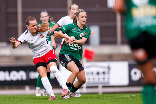 Askims Elvira Johanzon och Varbergs Mollie Josefsson