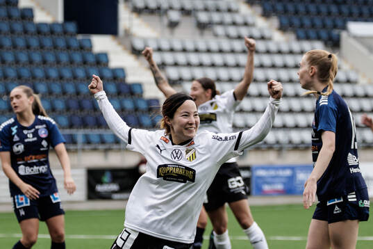 Häckens Hikaru Kitagawa jublar