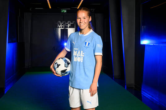 Malmö FF presenterar Karoline Olesen som ny spelare