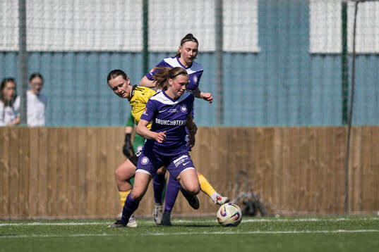 Elfsborgs Leann Nyström och Jitexs Malin Sipiläinen