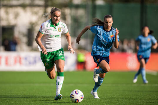Hammarbys Stina Lennartsson och Djurgårdens Ebba Hed