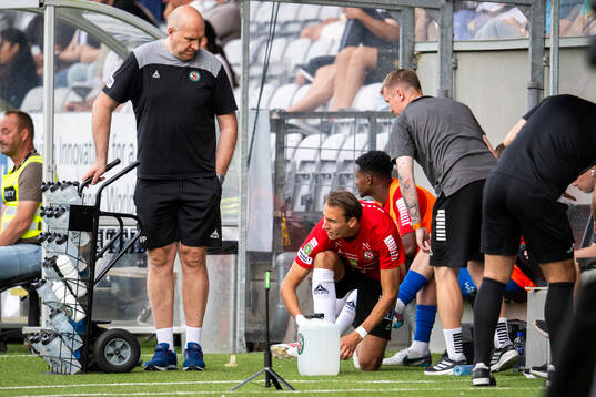 Örebros Melvin Bajrovic gör sig redo för inhop