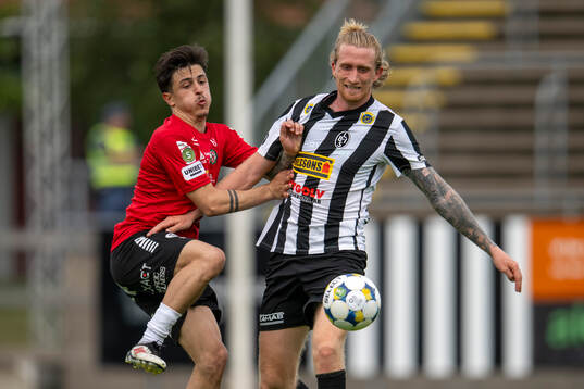 Landskronas Hampus Näsström och Örebros Antonio Yakoub