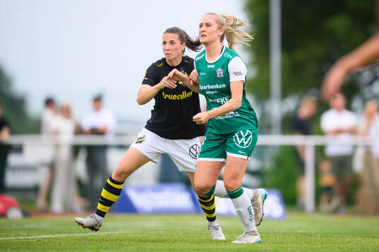 AIKs Patricia Fischerova och Alingsås Karin Lundin