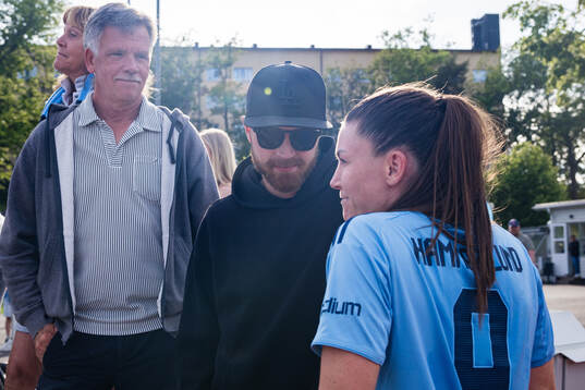 Djurgårdens Pauline Hammarlund och Niklas Rubin