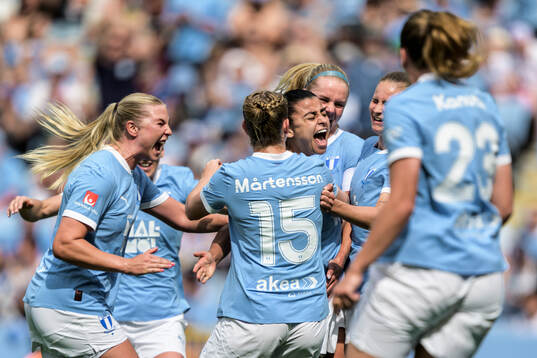 Malmö FFs Ines Belloumou jublar