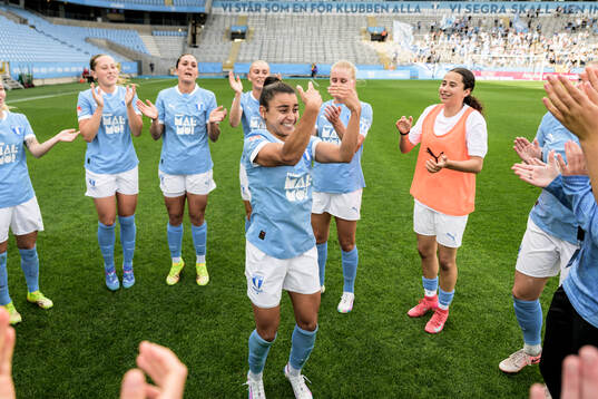 Malmö FFs Ines Belloumou jublar