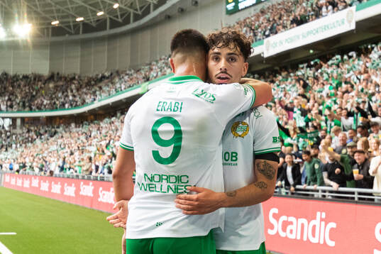 Hammarbys Sebastian Tounekti jublar