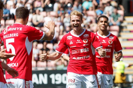 Kalmars Sivert Engh Øverby jublar