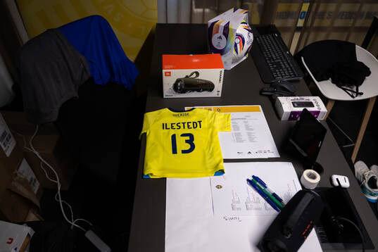 A kids shirt with the name of Amanda Ilestedt seen at a