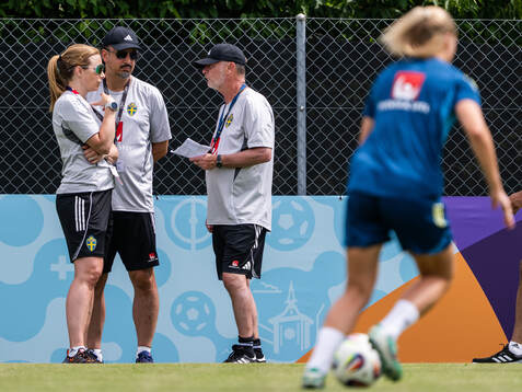 Physiotherapist Jenny Larsson, Medical doctor Houman