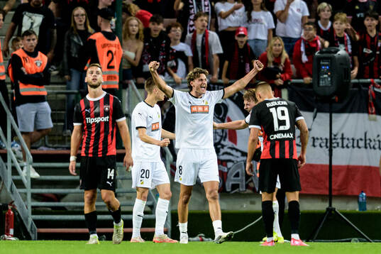 Silas Andersen of Häcken celebrates