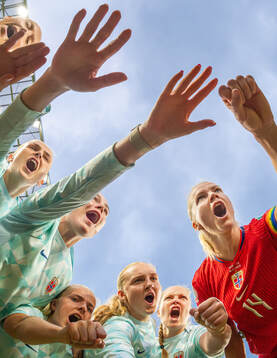 Goalkeeper Selma Panengstuen, Marthine Østenstad, Emilie