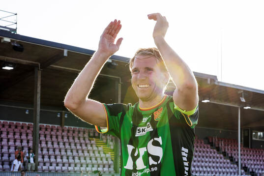 GAISs August Wängberg jublar