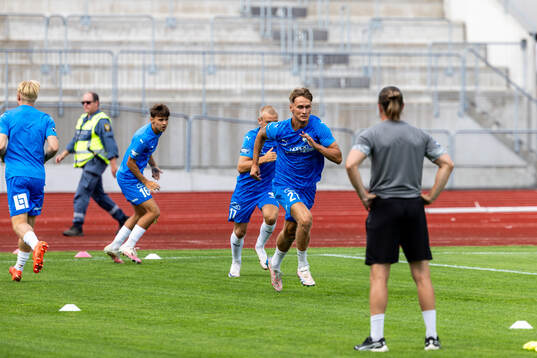 Oddevolds spelare värmer upp