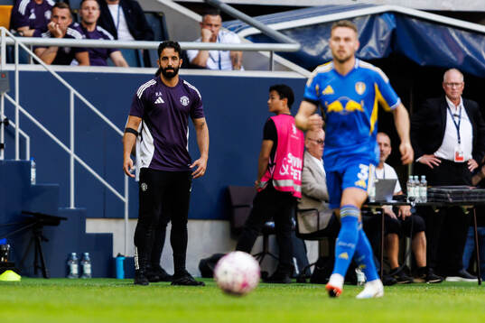 Head coach Ruben Amorim of Manchester United and Gabriel